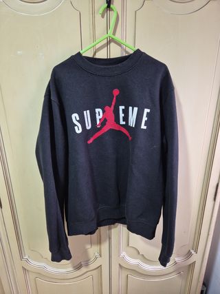 Sudadera negra supreme-jordan