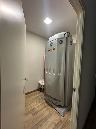 Cabina Rayos Uva Vertical