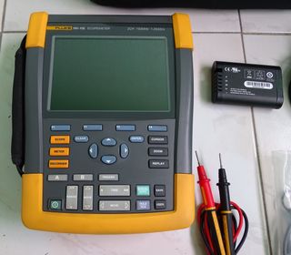 Fluke 190-102 Scopemeter 2CH 100MHz