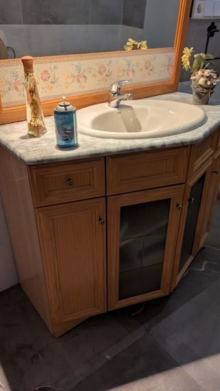 Mueble de baño madera