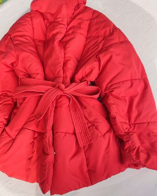 Abrigo Bershka rojo ❤️