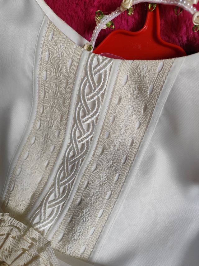 Bonito Vestido de Comunión Nuevo con Etiquetas !!!