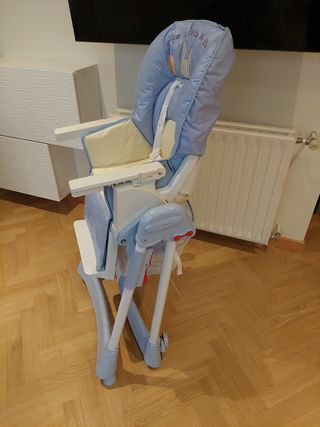 Trona para comer plegable y ajustable en altura