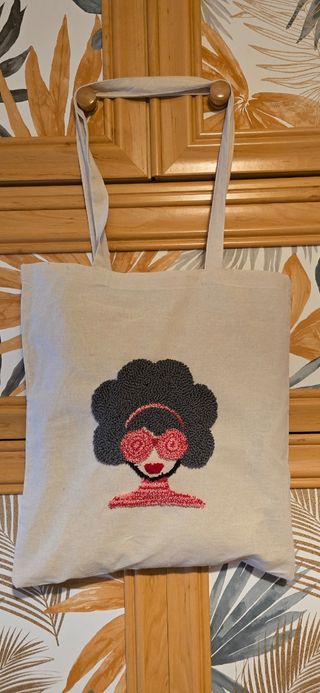 Regala Bolsas bordadas