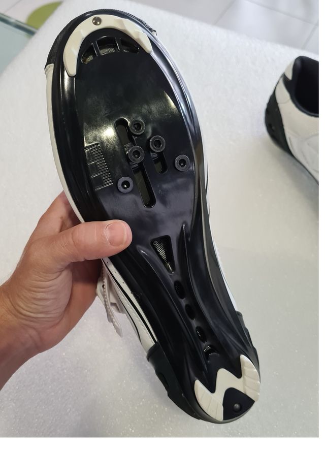 Scarpe da ciclismo TKX CORSA. Diverse misure