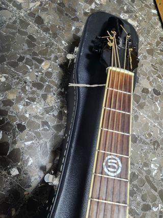 Guitarra electroacustica fender j5+ funda