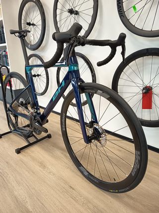 Bicicleta carretera BH Ultralight 8.0