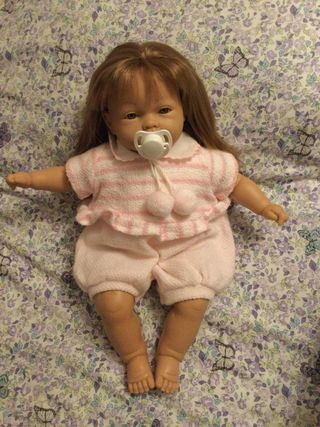 Muñeca que llora 42cm