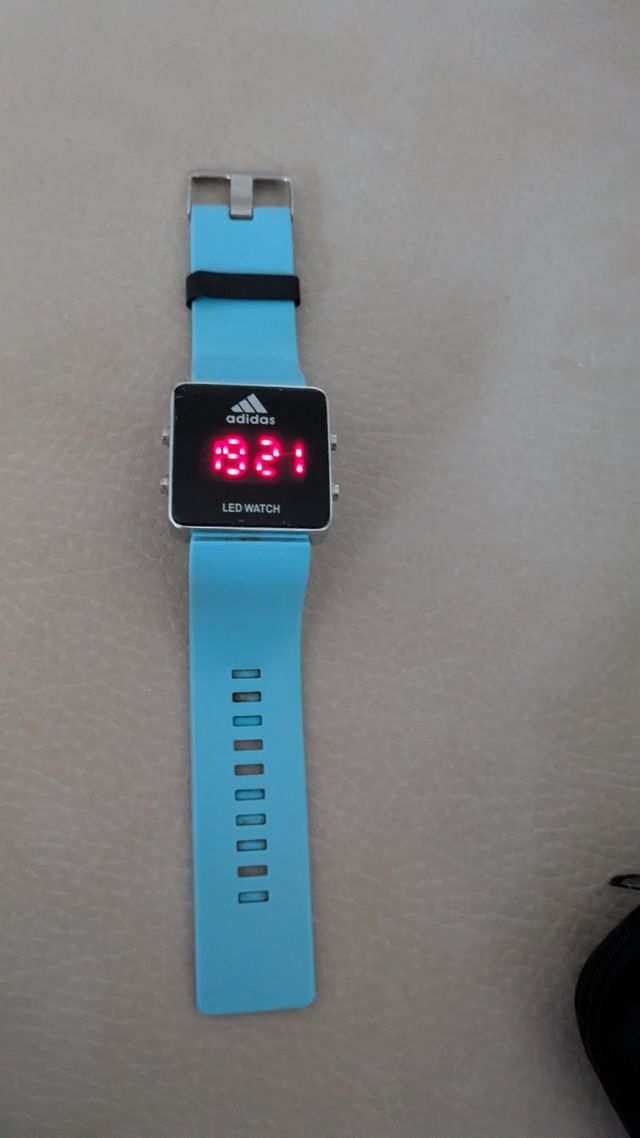 Reloj Digital Adidas azul