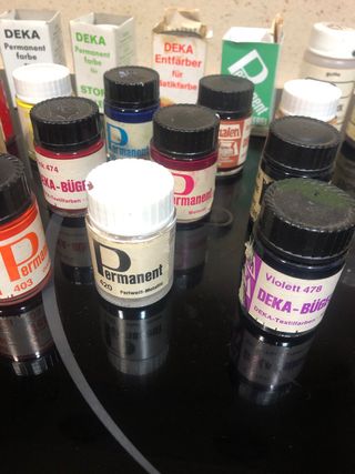 Pinturas deka permanente