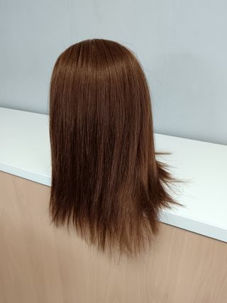 Muñeca maniquí cabello natural pelu