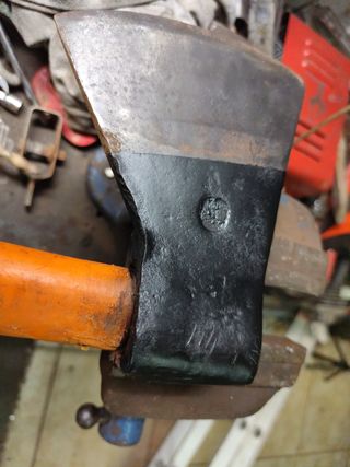 Hacha grande no negociable venta enpersona