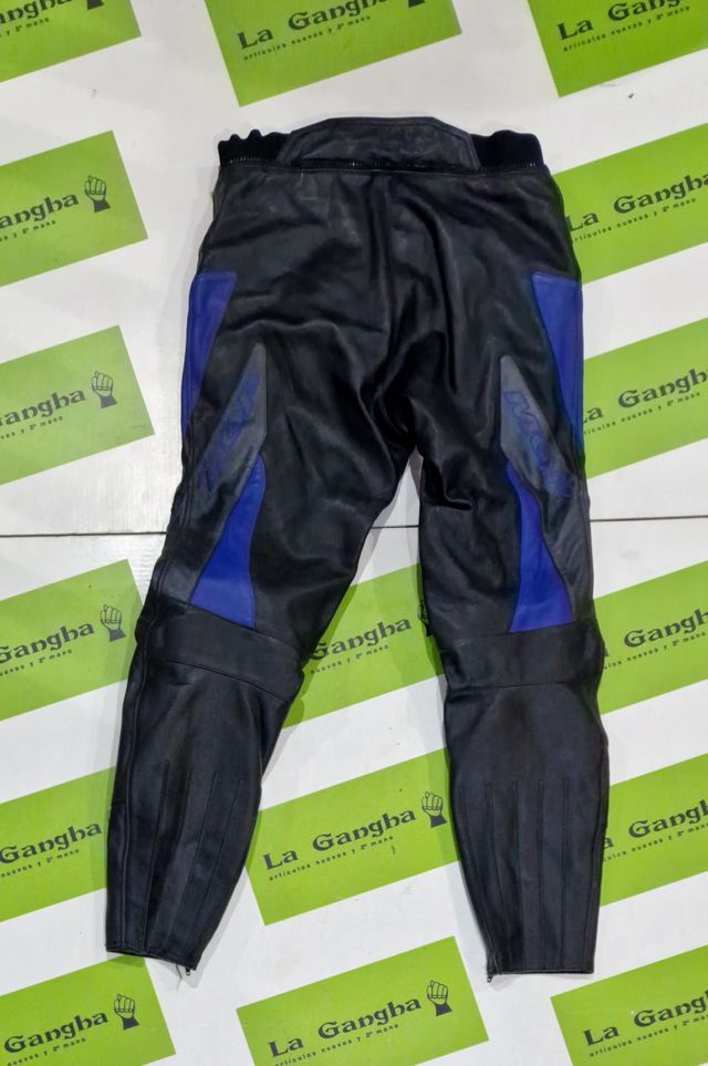 Mono Cuero 2 Piezas MQP.  Talla Pantalón 54 
