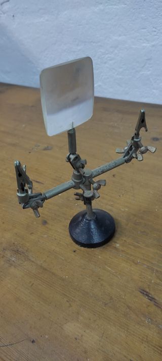 Antigua lupa articulada