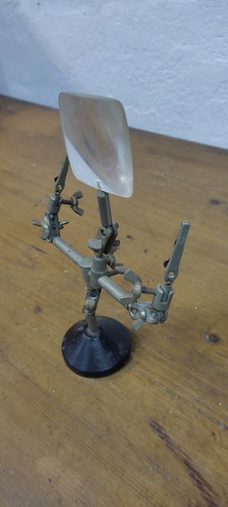 Antigua lupa articulada