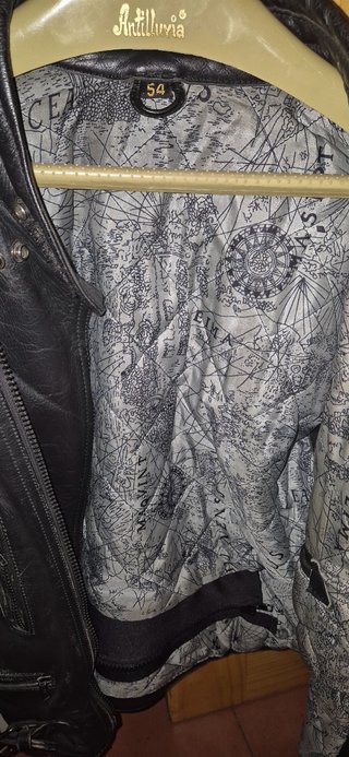Chaqueta motera cuero