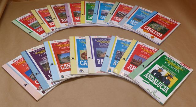 Colección de turismo en guías y VHS