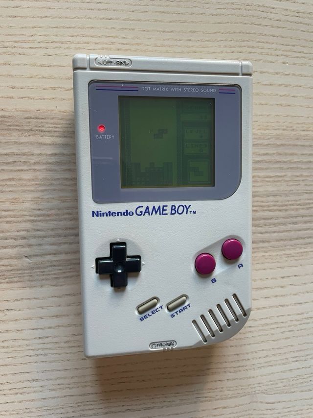 Game boy clasica con juegos