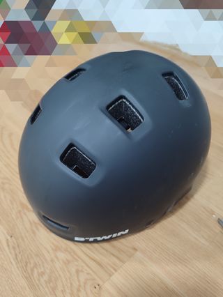Casco B'Twin negro tamaño S