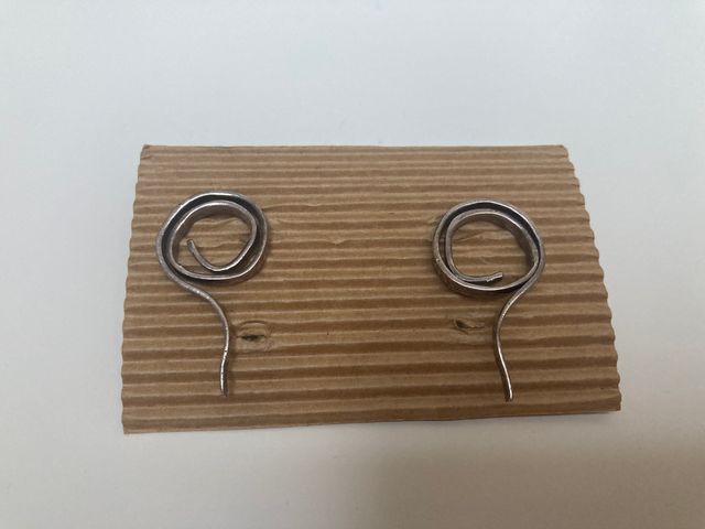 Orecchini in argento a forma di spirale