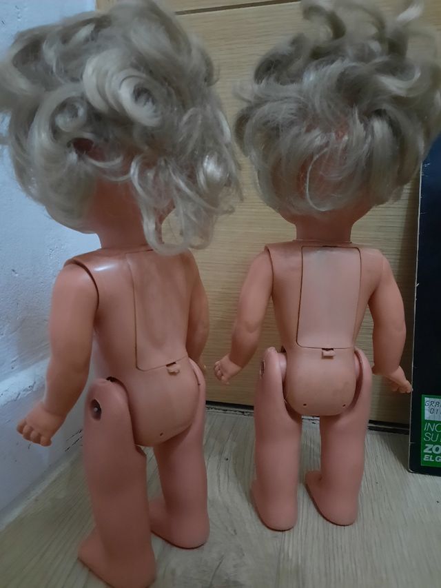 Muñecas Kiko y Kika de FAMOSA.