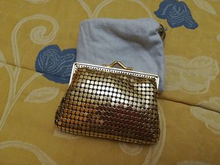 Bolsito de señora de fiesta color dorado