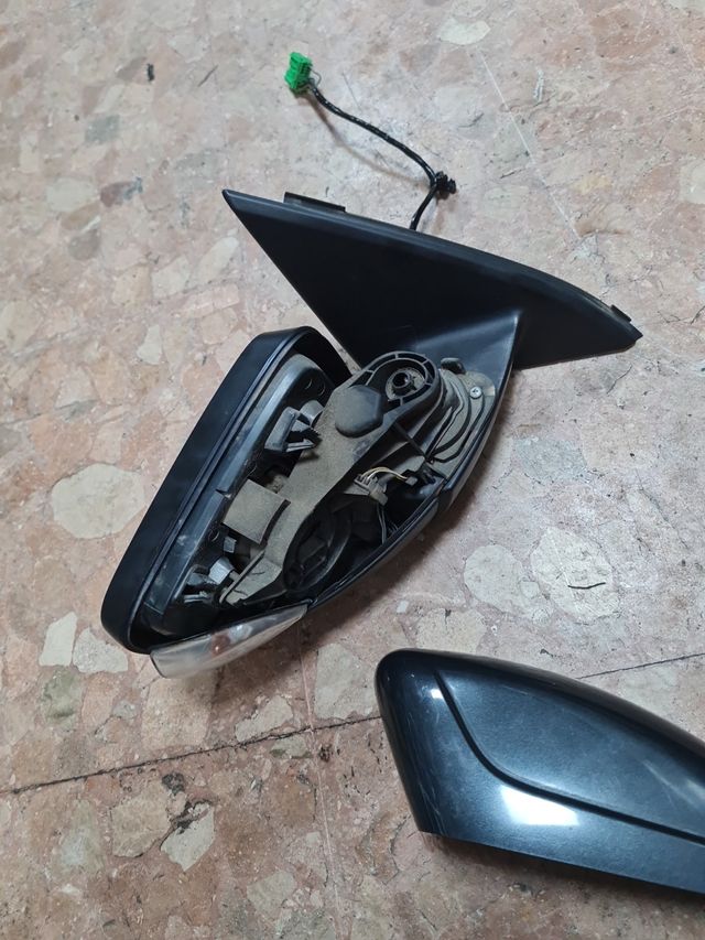 Espejo derecho volvo xc60