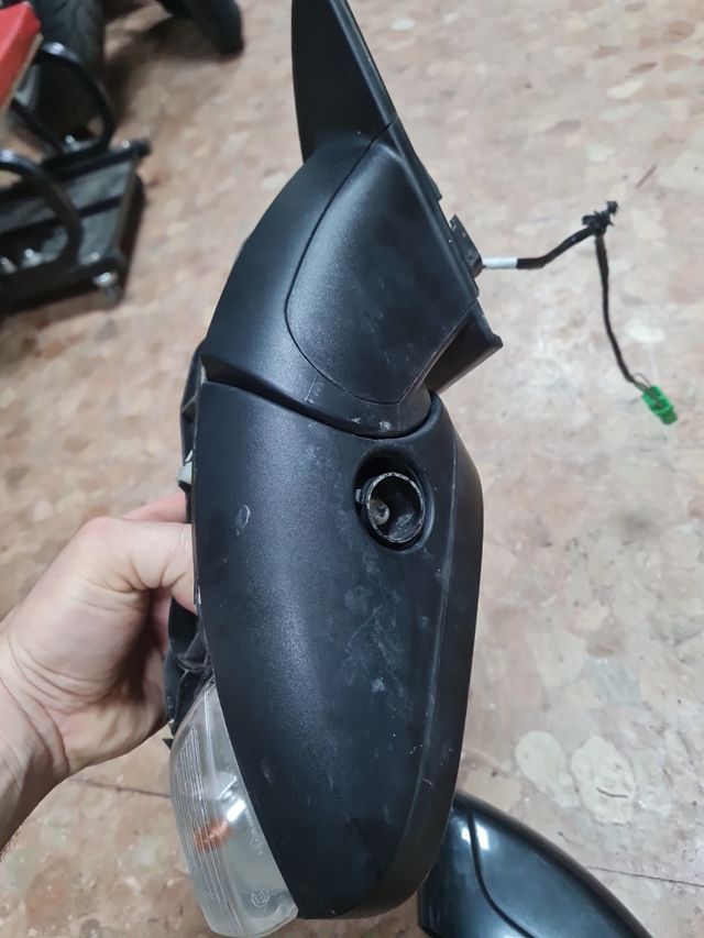 Espejo derecho volvo xc60