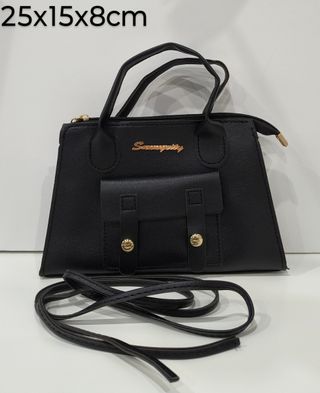 Bolso negro con asa
