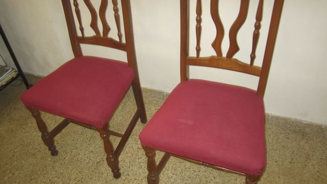SILLAS DE MADERA MACIZA Y FUNDAS