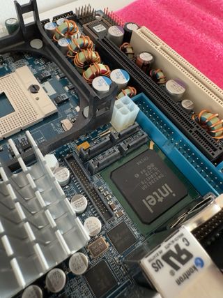 Placa base Kontron 986LCDM/mITX