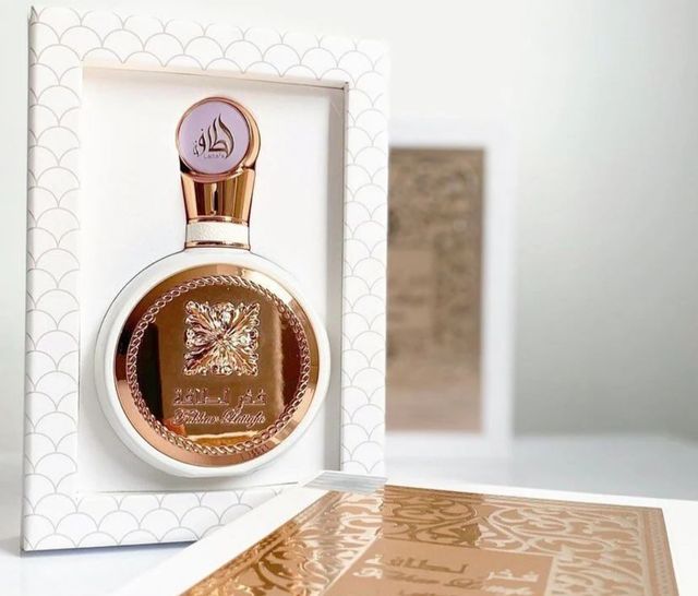 Perfume Fakhar lattafa Floral para mujer
