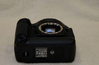 CANON 1D Mark IV + LENTE CANON EF 17-40 ACCESORIOS