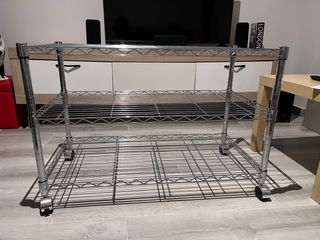 Mesa auxiliar metálica