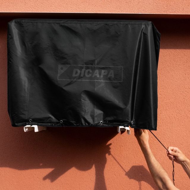 Nuova copertura impermeabile per condizionatore d'aria