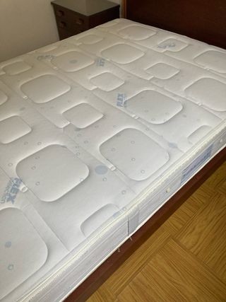 Cama somier y colchon Flex 135 x 185