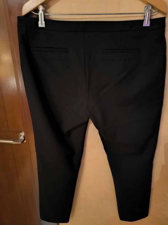 Pantalón pitillo Naf Naf talla 44