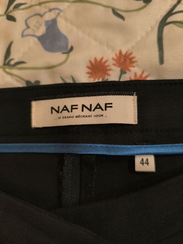 Pantalón pitillo Naf Naf talla 44