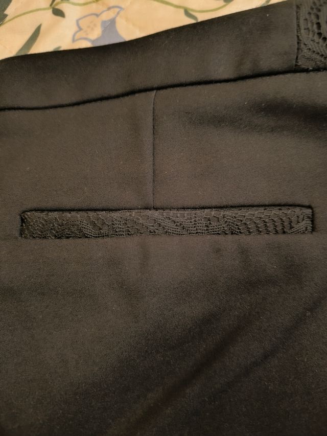 Pantalón pitillo Naf Naf talla 44