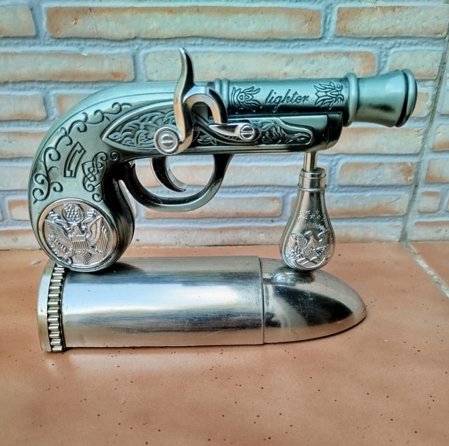 Antiguo mechero años 90