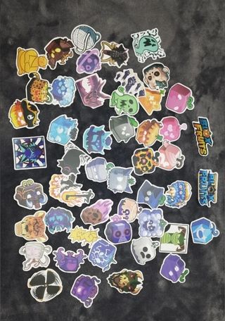 Estuche blox fruits con pegatinas