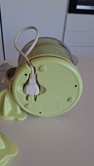 Spremiagrumi elettrico GIRMI