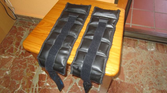 PESAS DE ARENA DE PIEL