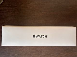 Apple watch brand new SE 44 mm
