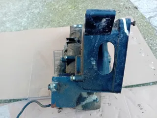 Caja filtro de aire y batería Honda Crm75