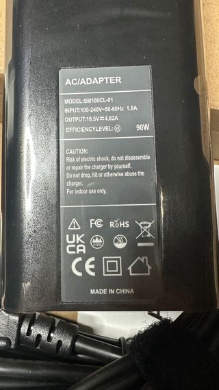 Cargador Dell 90w con adaptador 