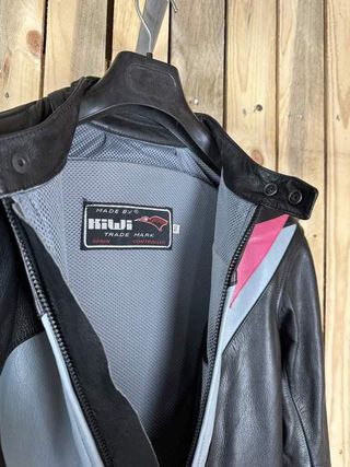 MONO T-M 2 PIEZAS COMPETICION KIWI NEGRO