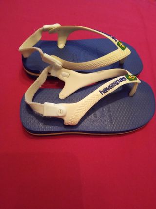 Sandálias Baby Havaianas Usadas