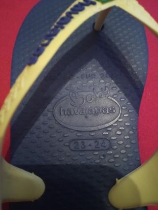 Sandálias Baby Havaianas Usadas