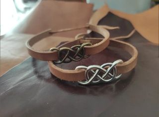 Pulsera cuero
